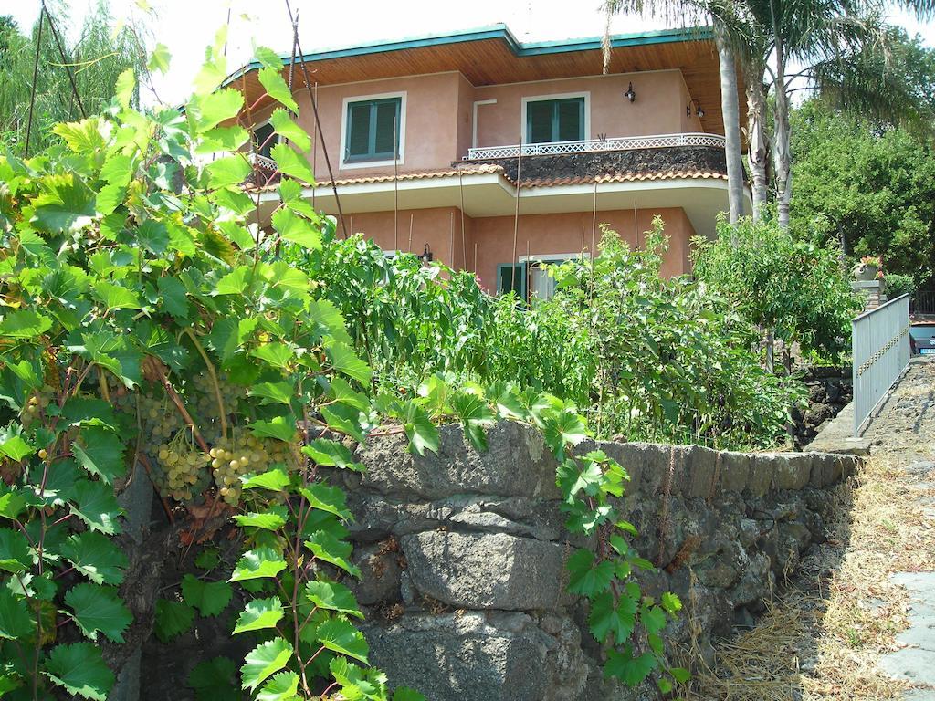 B&B Villa Dagala Santa Venerina Exteriör bild