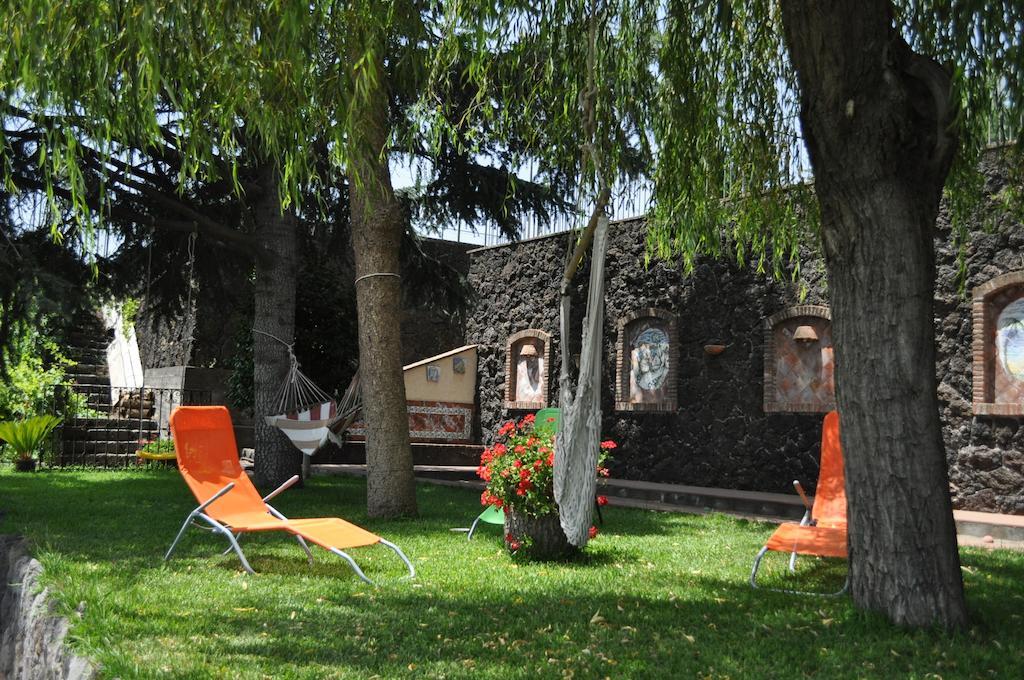 B&B Villa Dagala Santa Venerina Rum bild