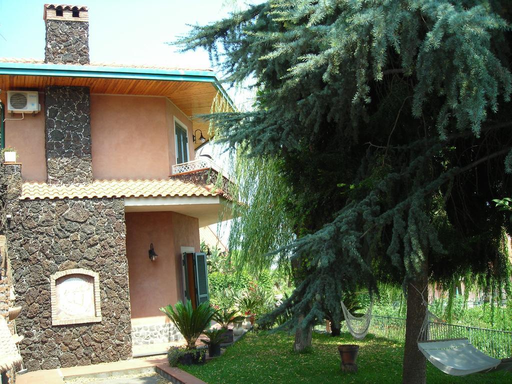 B&B Villa Dagala Santa Venerina Exteriör bild