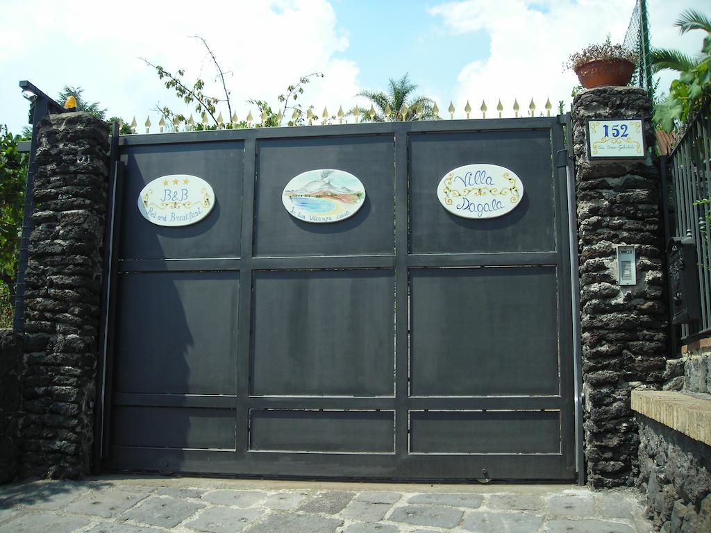 B&B Villa Dagala Santa Venerina Exteriör bild
