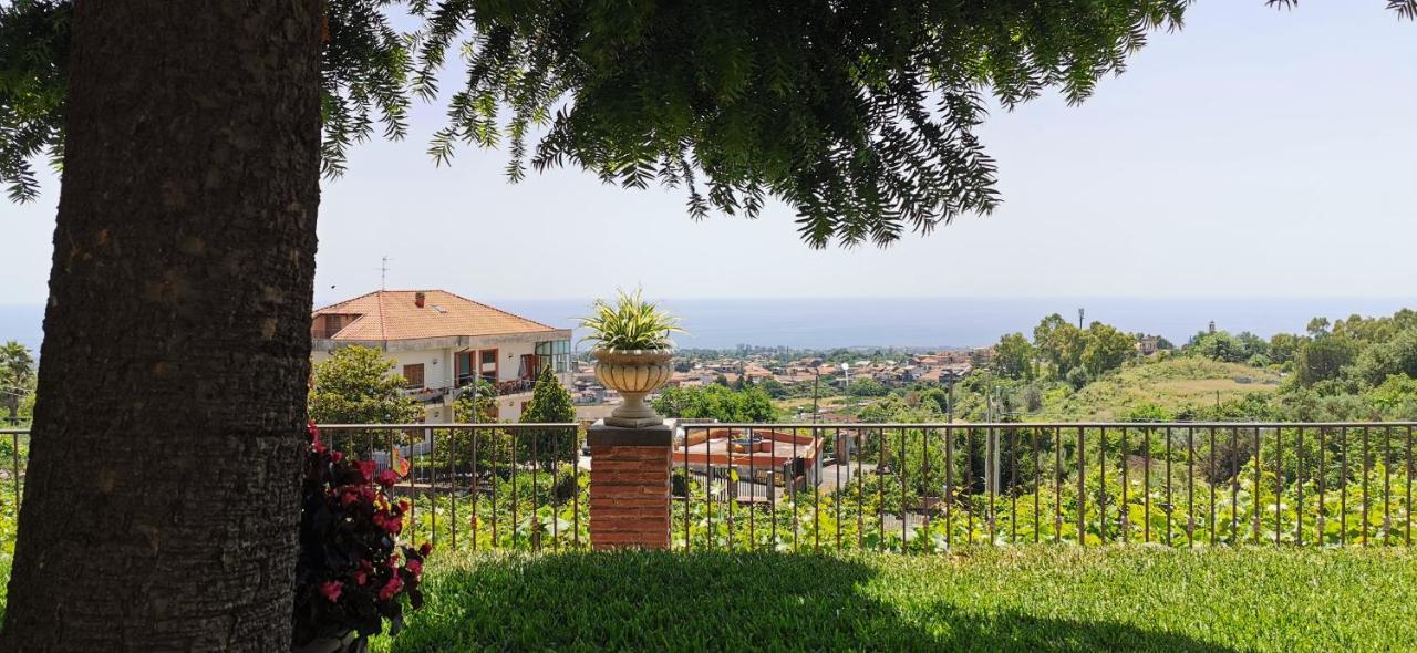 B&B Villa Dagala Santa Venerina Exteriör bild